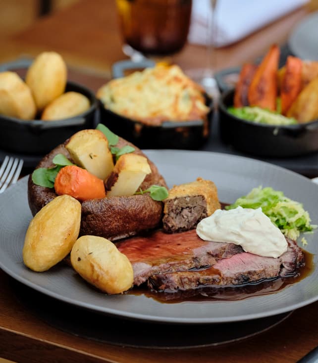 Steak on Six Sunday Lunch