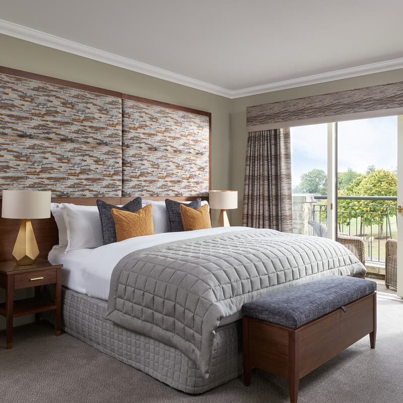 Signature Suite