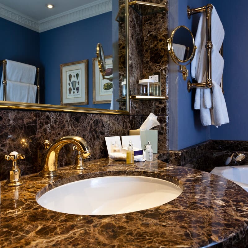 Presidential Suite Bathroom