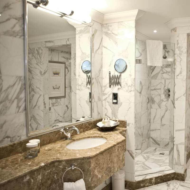 Resort Hotel Bathroom