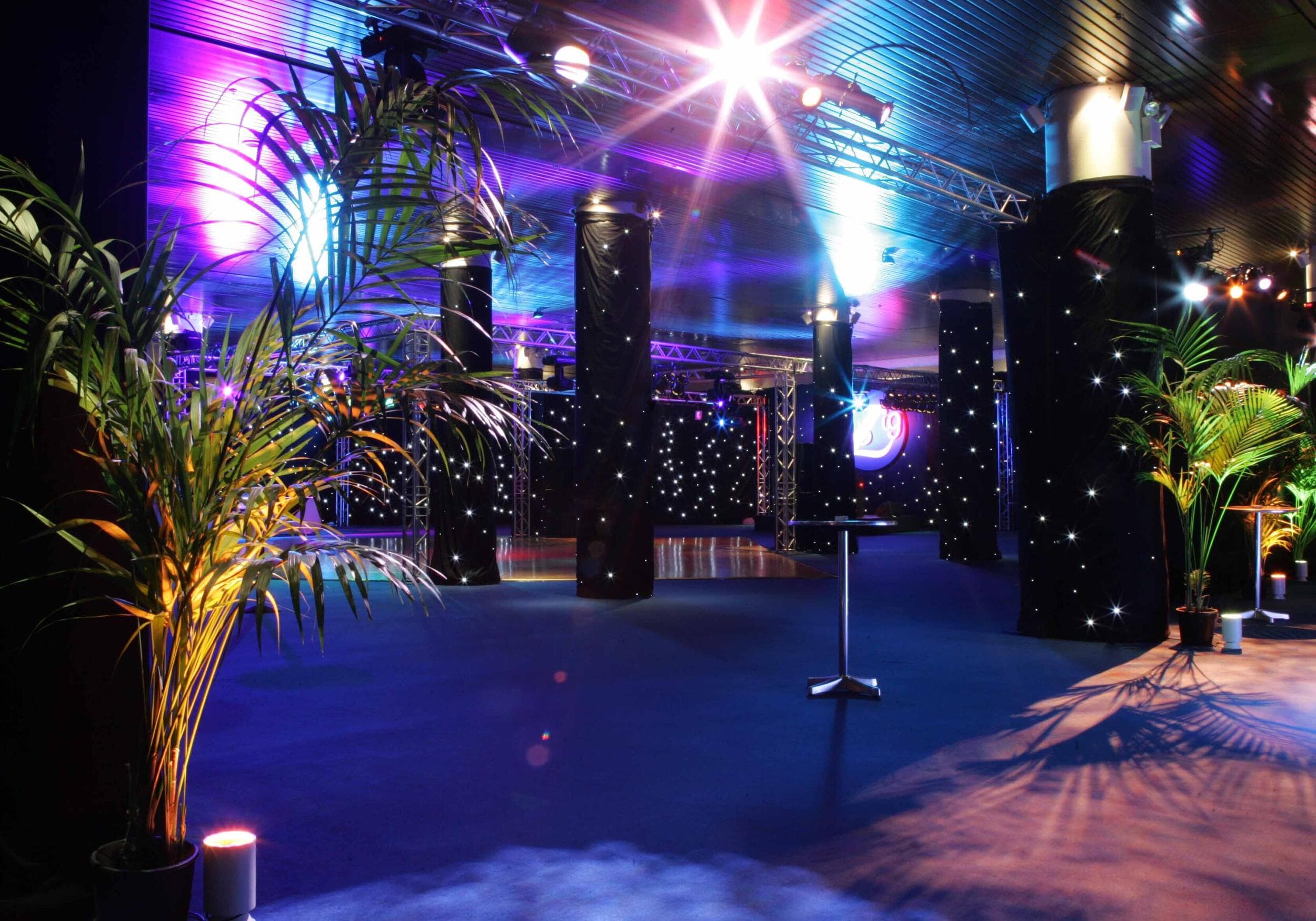 Exhibition Hall Themed Nightclub