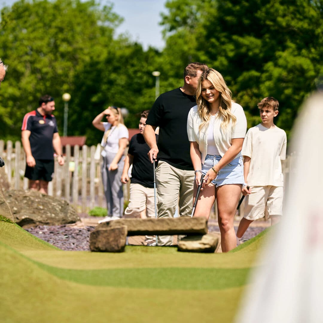 Adventure Golf