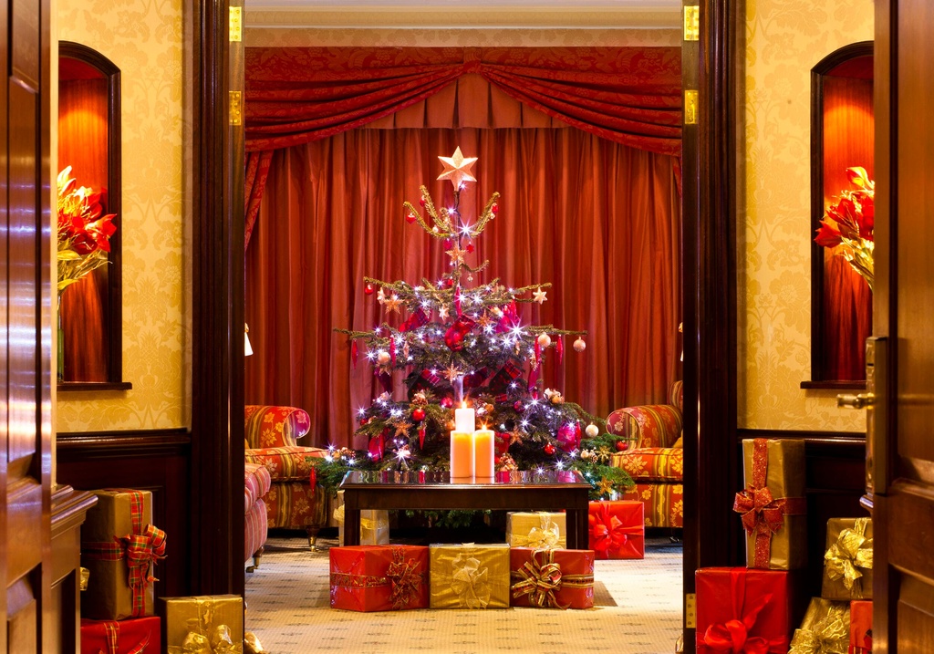 Signature Christmas Breaks Celtic Manor Resort signature-christmas-breaks-celtic-manor-resort