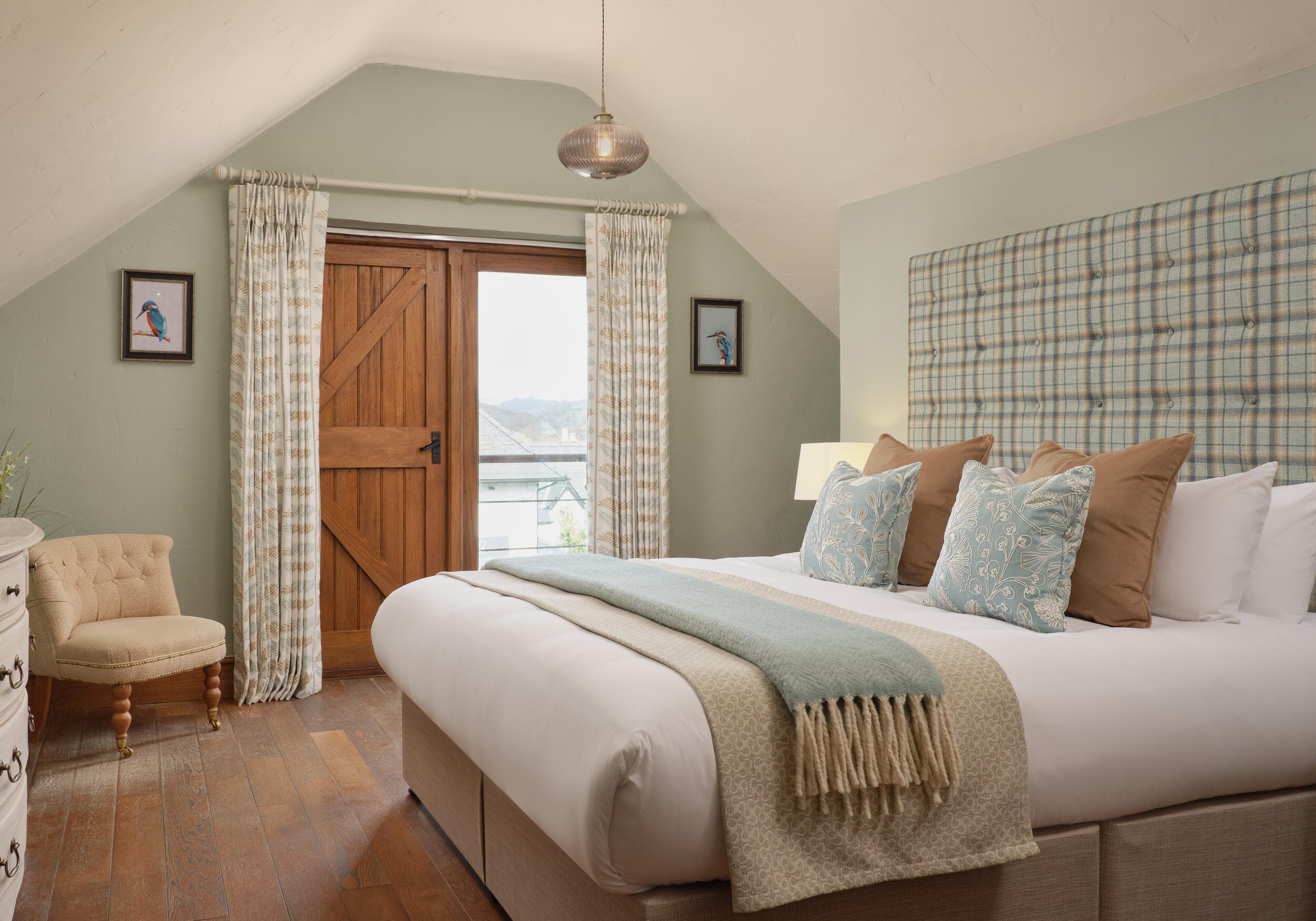 Newbridge on Usk Bedroom