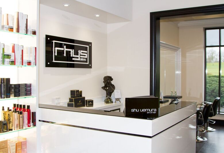 Rhys Giles Hairdressing